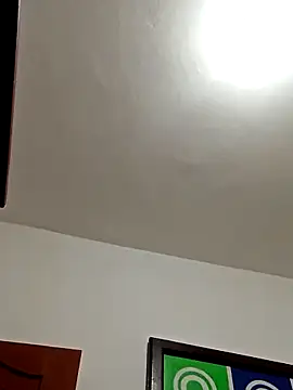 XXX chat uživo modela Jack_Bar
