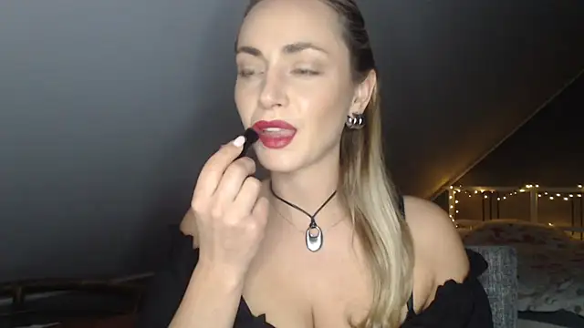 Chat XXX en directo de ScarlettSensitive