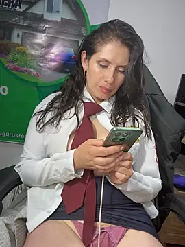 Chat XXX en directo de Alysson--