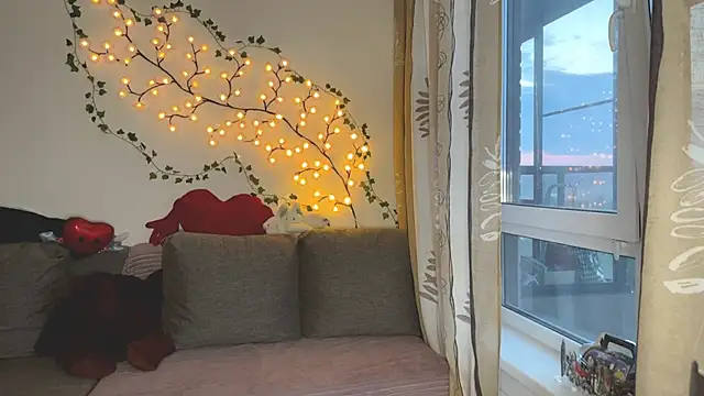 YukiBlush Live XXX-chat