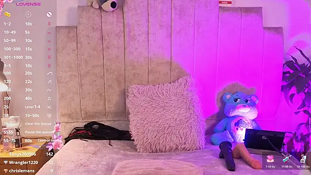 Emilly-hall Live XXX Chat