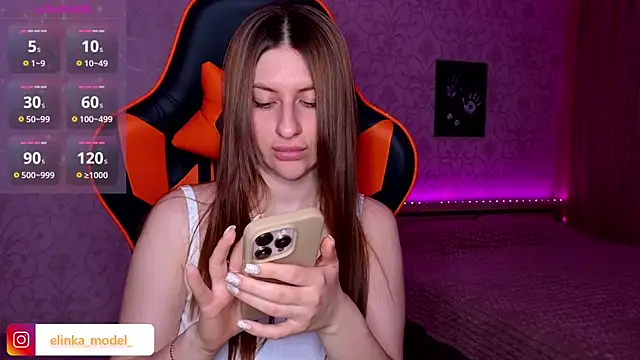 Chat XXX en directo de Elishka_