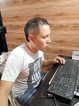 Czat XXX na żywo – GaaraDiaz