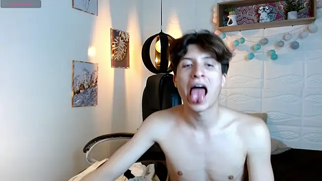 Chat XXX Live Marcoviolet