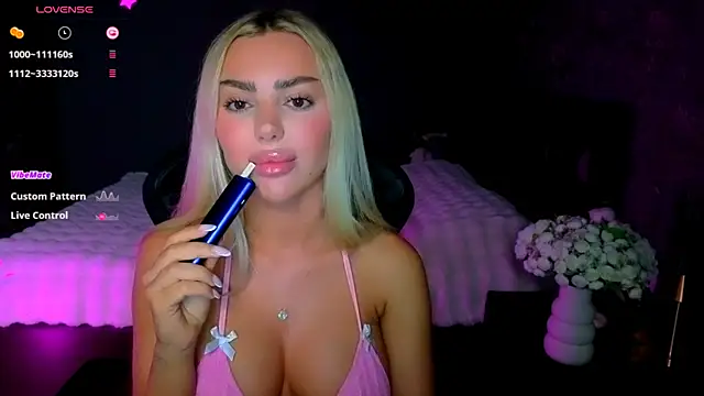 Ayla__Demir Adlı Modelin Canlı XXX Sohbeti