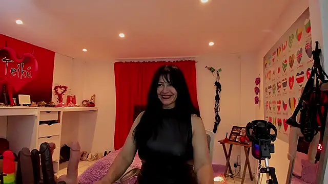 Sarah_teiku's Live XXX Chat