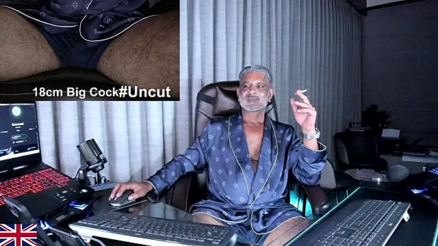 XXX chat uživo modela OnlineBossUK