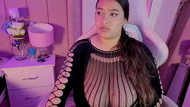 MollyBigBoobs12 Chat XXX live