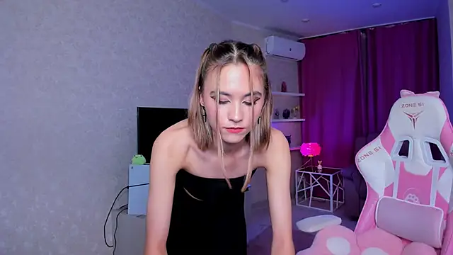 EllaCurtis 现场XXX聊天