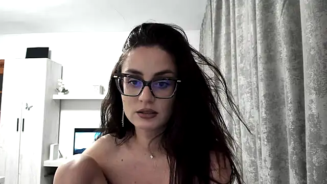 AleeAlice live XXX chat