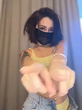 DeferentUproar – Naživo XXX chat