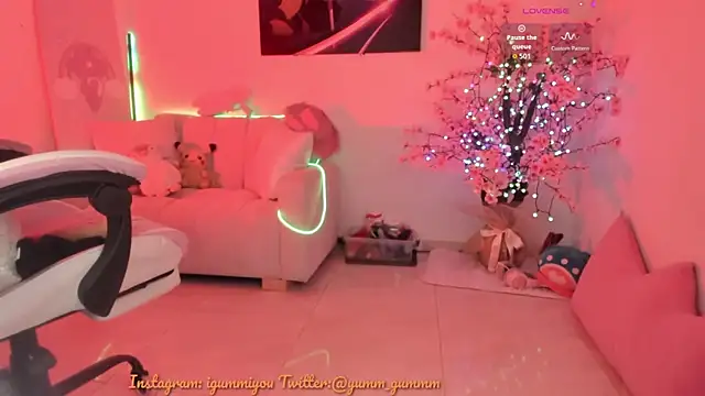 cute_catlyn লাইভ XXX চ্যাট