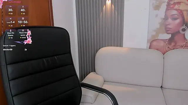 Chat XXX ao vivo de small_tiny