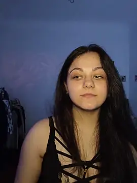 Živý XXX chat _Mikky_lil_