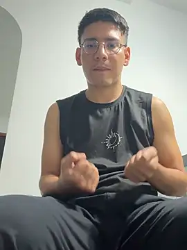 marcuswildx2 লাইভ XXX চ্যাট