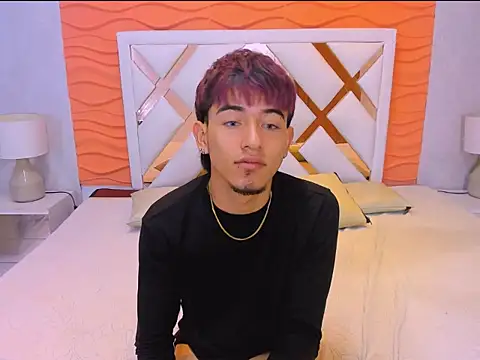 Chat XXX ao vivo de TheHotSaulito