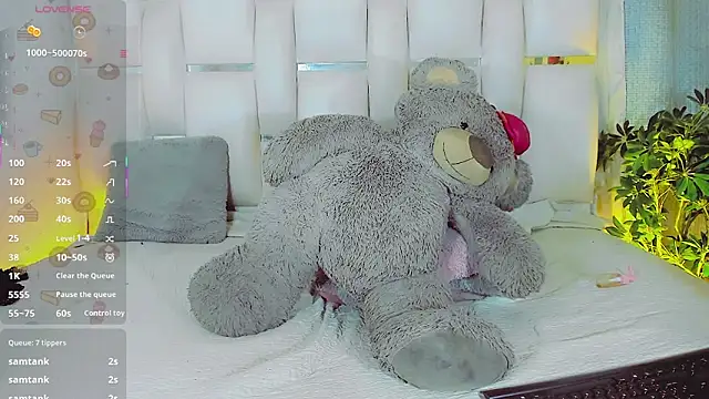 Amatistablue Adlı Modelin Canlı XXX Sohbeti