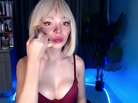 _Briee143xxx Adlı Modelin Canlı XXX Sohbeti