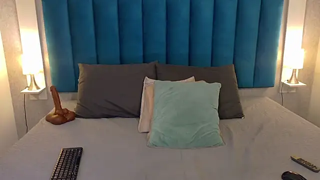 Онлайн чат XXX Madisonsmiith