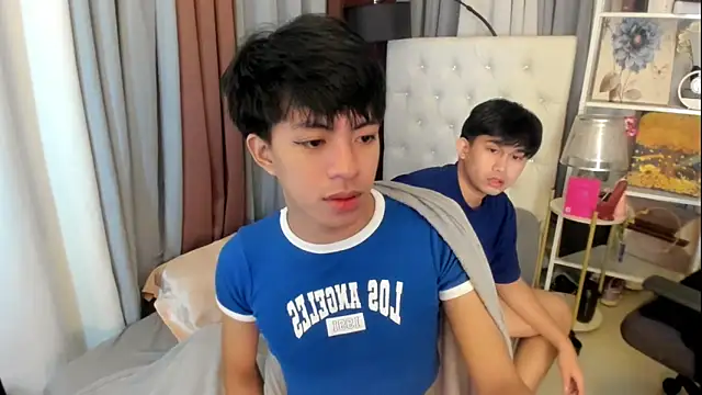 davincihugecock Chat XXX live