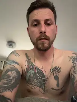 lockedstacking's Live XXX Chat