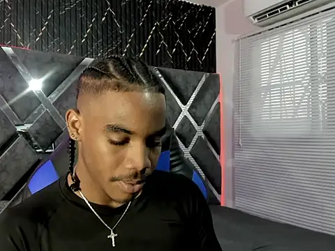 axel_silva4's Live XXX Chat