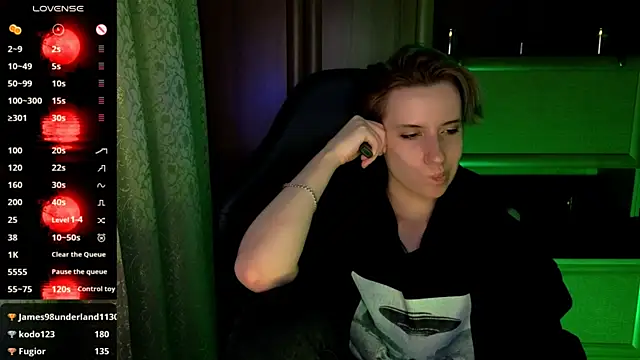_Shadow_devil__'s Live XXX Chat