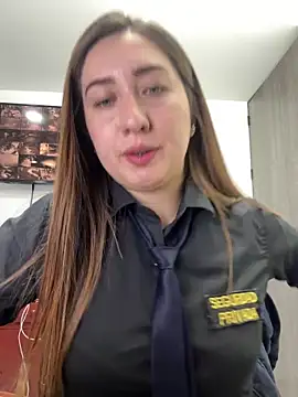 suzy-111 Chat XXX in diretta
