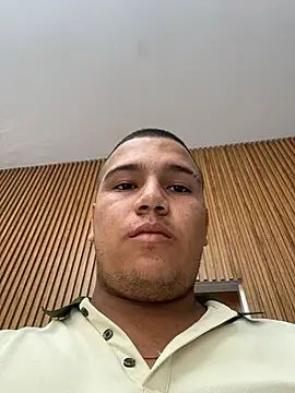 Patricio_02 Chat XXX in diretta