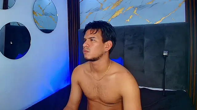 Онлайн чат XXX JacobWolf__