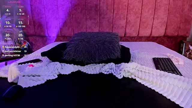 LunaArias' Live XXX Chat