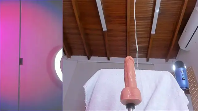 Lucy_carter_'s Live XXX Chat