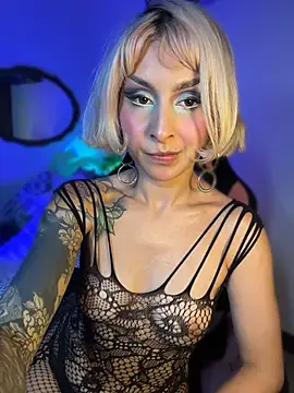 Cinamoonn's Live XXX Chat