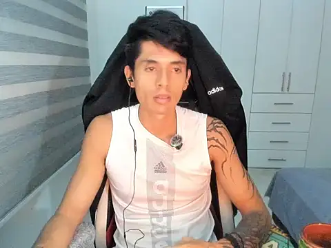 Show de dantedecentralized na webcam