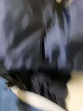 XXX chat uživo modela clivezaro