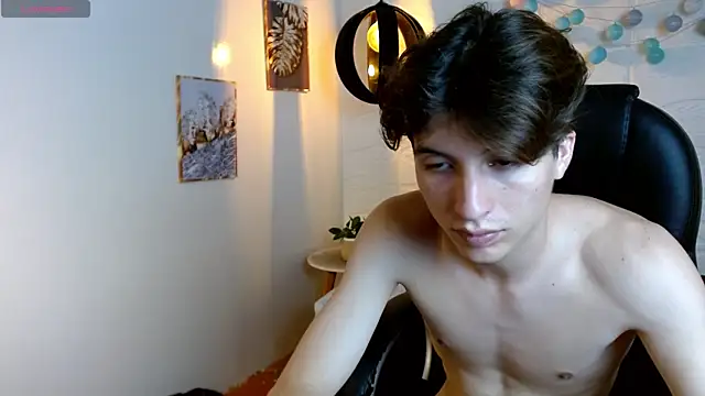 Marcoviolet লাইভ XXX চ্যাট