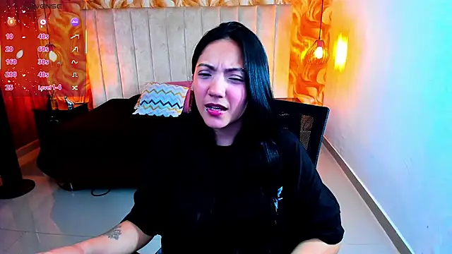 دردشة miichael_black الجنسية المباشرة