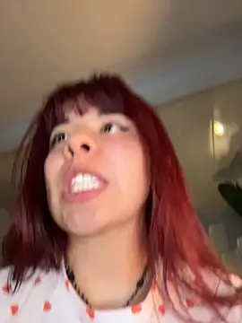 Canneela Adlı Modelin Canlı XXX Sohbeti