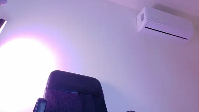 Chat XXX en directo de SofiaDiamond_