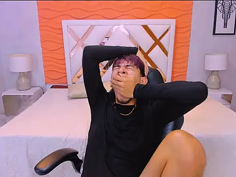 TheHotSaulito Chat XXX live