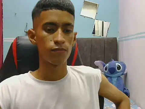 Angelstripboy – Live XXX-chat