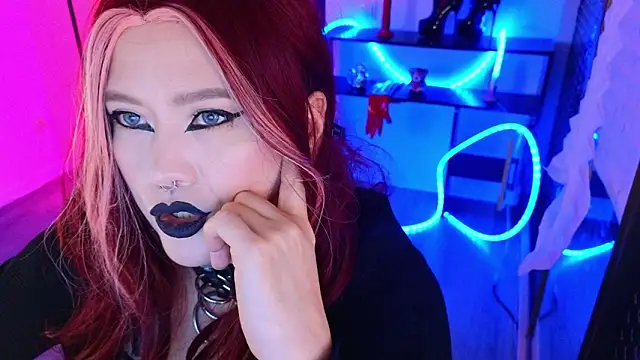 wickedxqueen Adlı Modelin Canlı XXX Sohbeti