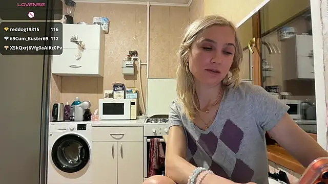 AngelJeni – Naživo XXX chat