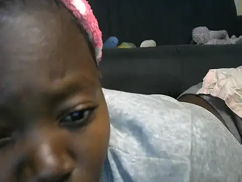 _Cheeky_booty_'s Live XXX Chat