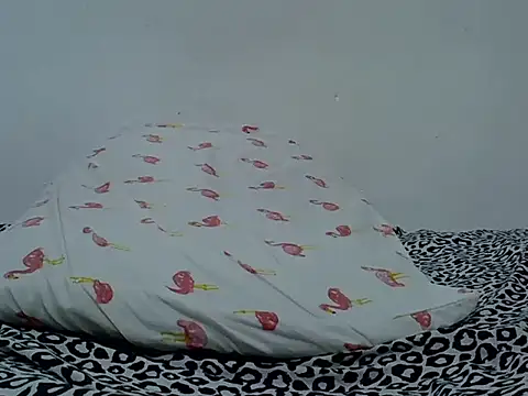 Candy_lisah's Live XXX Chat