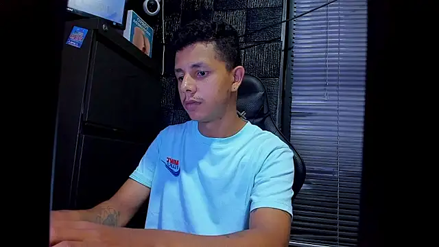 boy_bigcock24cm Live XXX-Chat