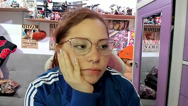 XXX chat uživo modela soficammy