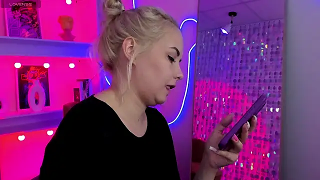 StephanieSweety's Live XXX Chat