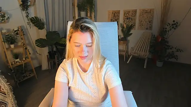 CelestineMauriac Chat XXX in diretta
