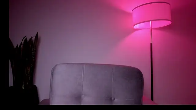 Chat XXX en directo de HazelKush